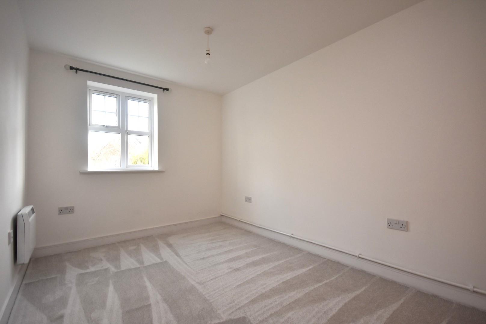 22 Heol Treforys, Penarth, CF64 3RE